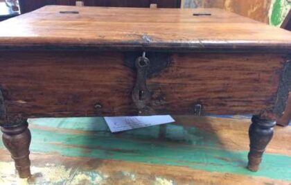kh17-RS2019-26-a indian furniture old teak table low lid close