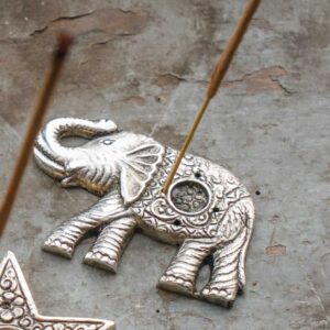 IH56 namaste indian accessory gifts incense catcher elephant silver
