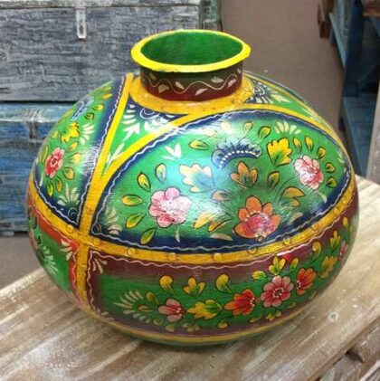 KH22 152 GR indian accessory hand painted metal pot green side