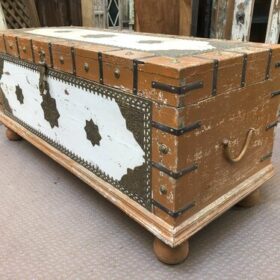 k78 2325 indian furniture wide sultan storage box brown right