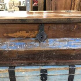 k78 2367 indian furniture reclaimed storage trunk front
