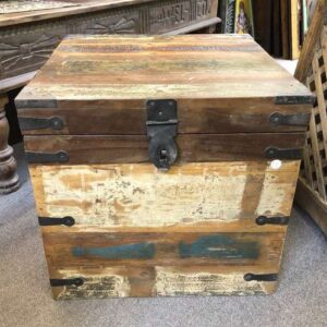 k78 2615 indian furniture reclaimed trunk with metal square cube front