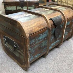 k78 2887 b indian furniture small seamans trunk rounded left