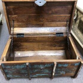 k78 2887 b indian furniture small seamans trunk rounded open