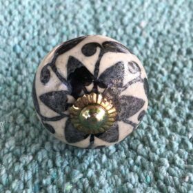 K78 2869 D indian ceramic knob drawer door flower white black shimmer main floral patterned