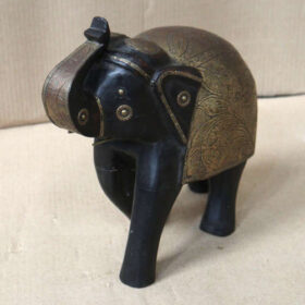 k79 2562 indian accessory elephant with metalwork back small