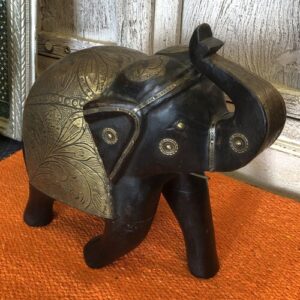 k79 2562 sm indian accessory elephant with metalwork back small left