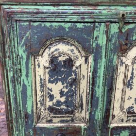 kh24 162 indian furniture green and cream cabinet close