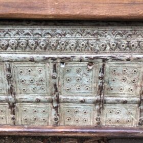 kh24 173 b indian furniture green metal front trunk details