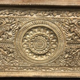 k80 8094 indian furniture circular carvings box close