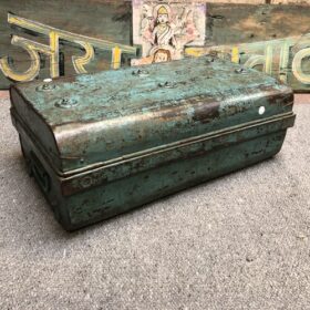 kh25 121 e indian furniture metal trunk turquoise back