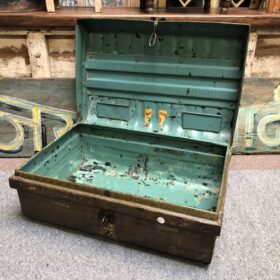 kh25 121 f indian furniture metal trunk rustic open