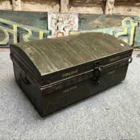 kh25 121 g indian furniture metal trunk domed green left