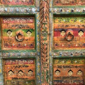 kh25 194 a indian furniture small door with faces close