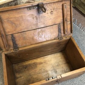 kh25 30 indian furniture rustic storage trunk inside