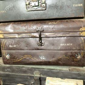 k82 7161 a indian furniture vintage 'steamer' trunks factory