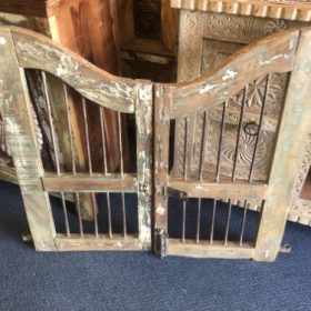 k82 4888 a indian furniture old teak 'dog gates' front