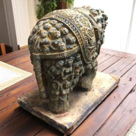 k82 7052 a indian accessory gift ornate elephant statues behind