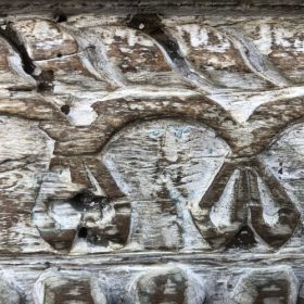 k82 7095 b indian furniture carved fronted bench details