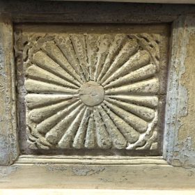 k82 7122 indian furniture sunburst trunk close