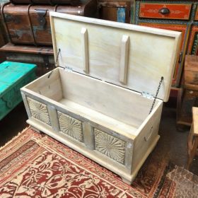 k82 7122 indian furniture sunburst trunk open