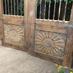k82 7163 a indian furniture vintage gates lower detail