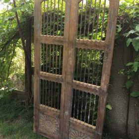 k82 7163 a indian furniture vintage gates back