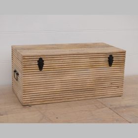 kh28 m 22807 indian furniture ribbed mango trunk factory