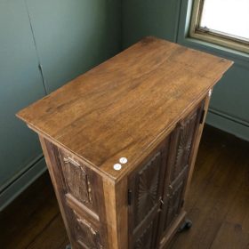 k82 7058 indian furniture midsized cabinet top