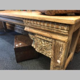 k82 7095 indian furniture carved fronted bench right close