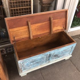 k82 7115 indian furniture blue storage trunk open