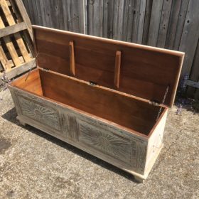 k82 7116 indian furniture sunburst front trunk open