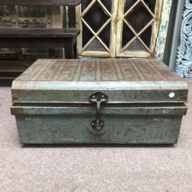 k82 7161 b indian furniture vintage 'steamer' trunks front