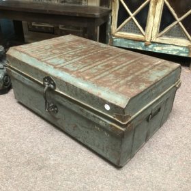 k82 7161 b indian furniture vintage 'steamer' trunks right