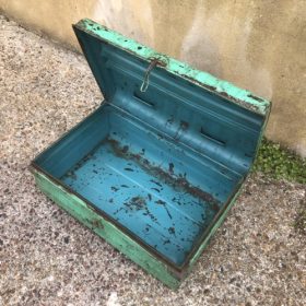 k82 7161 d indian furniture vintage 'steamer' trunks open