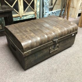 k82 7161 g indian furniture vintage 'steamer' trunks left