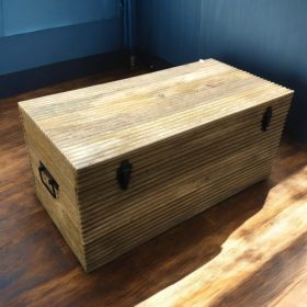 kh28 m 22807 indian furniture ribbed mango trunk chest