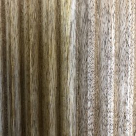 kh28 m 22807 indian furniture ribbed mango trunk close