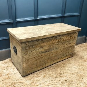 kh28 m 22857 indian furniture aztec carved trunk main