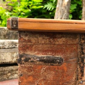 k83 7106 indian furniture large clasped trunk wooden