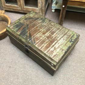 k83 7161 c indian furniture vintage 'steamer' trunks metal