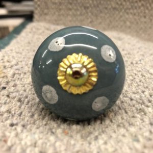 k82 4897 a indian accessory gift knobs grey with spots main