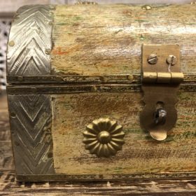 k82 7841 b indian accessory gift wooden domed boxes small