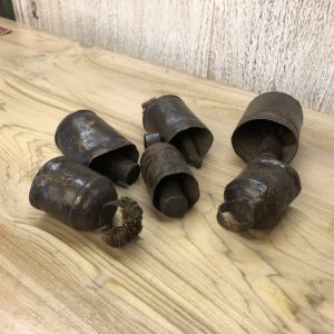 kh29 125 indian accessory gift vintage cow bells main